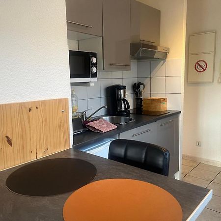 Studio Climatise Et Grande Terrasse Tarbes Centre Eksteriør billede