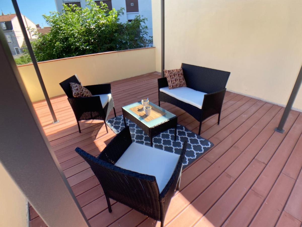 Studio Climatise Et Grande Terrasse Tarbes Centre Eksteriør billede